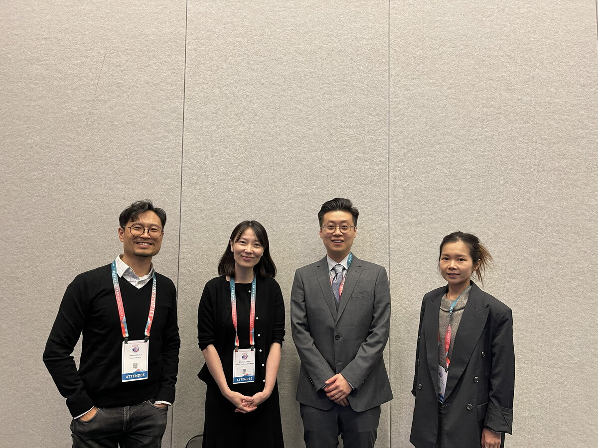 Luming Xu Conference Picture